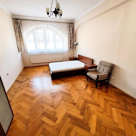 Wild Solutions Sauna Apartments Krasków Εξωτερικό φωτογραφία