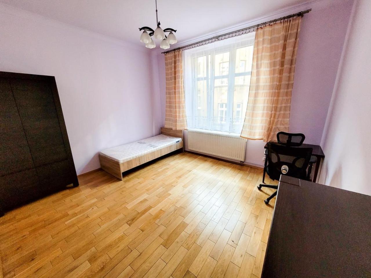 Wild Solutions Sauna Apartments Krasków Εξωτερικό φωτογραφία
