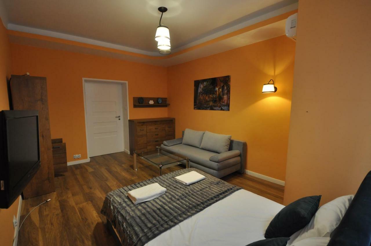 Wild Solutions Sauna Apartments Krasków Εξωτερικό φωτογραφία