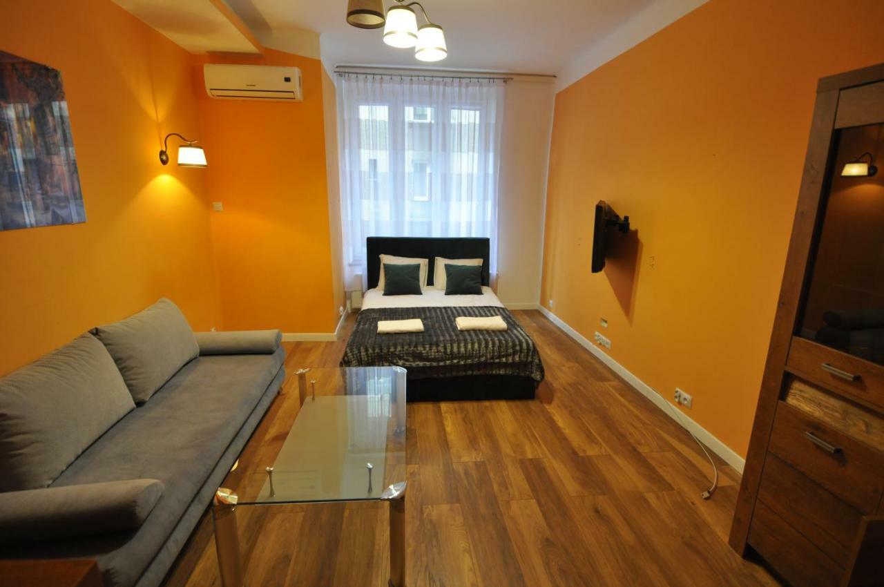 Wild Solutions Sauna Apartments Krasków Εξωτερικό φωτογραφία