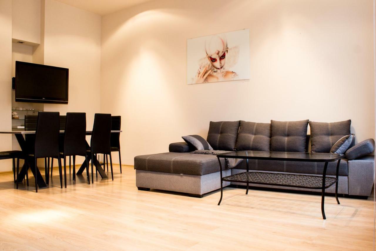 Wild Solutions Sauna Apartments Krasków Εξωτερικό φωτογραφία